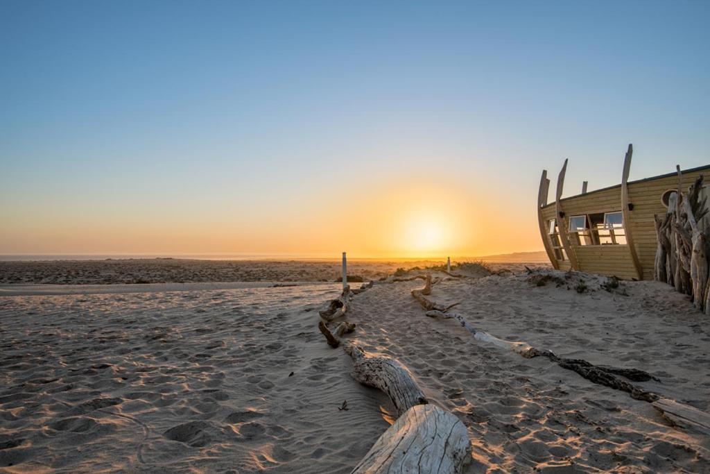 Shipwreck Lodge Mowebaai ภายนอก รูปภาพ